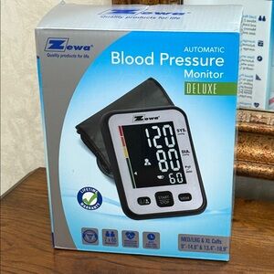 Zewa Blood Pressure Monitor Deluxe. Irregular heartbeat detection. 2x60 memory.
